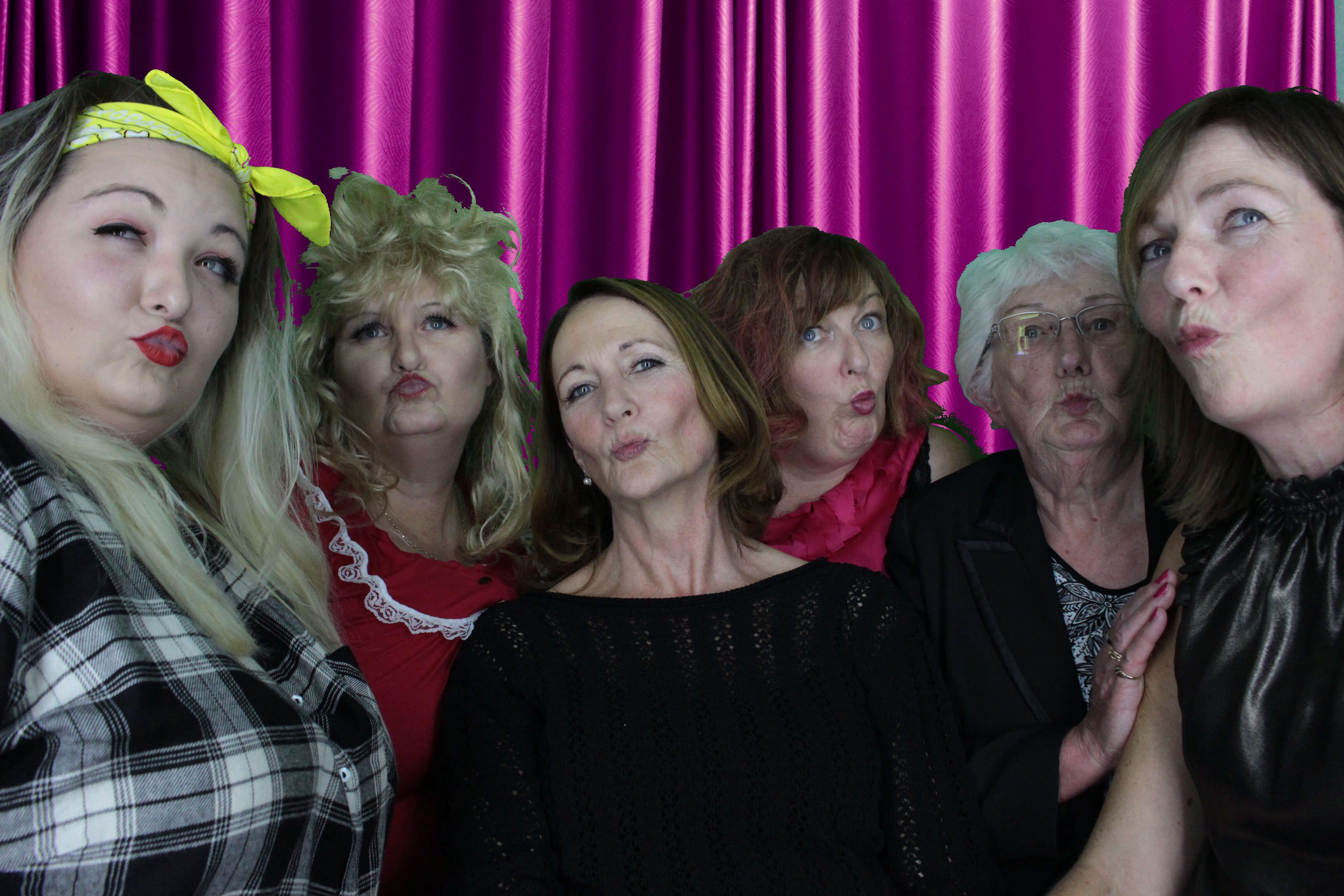 Simon's 50th Birthday | View more photos from the event at gallery.myphotoboothexperience.co.uk/u/MyPhotoBoothExperienceLtd/Simons-50th-Birthday
